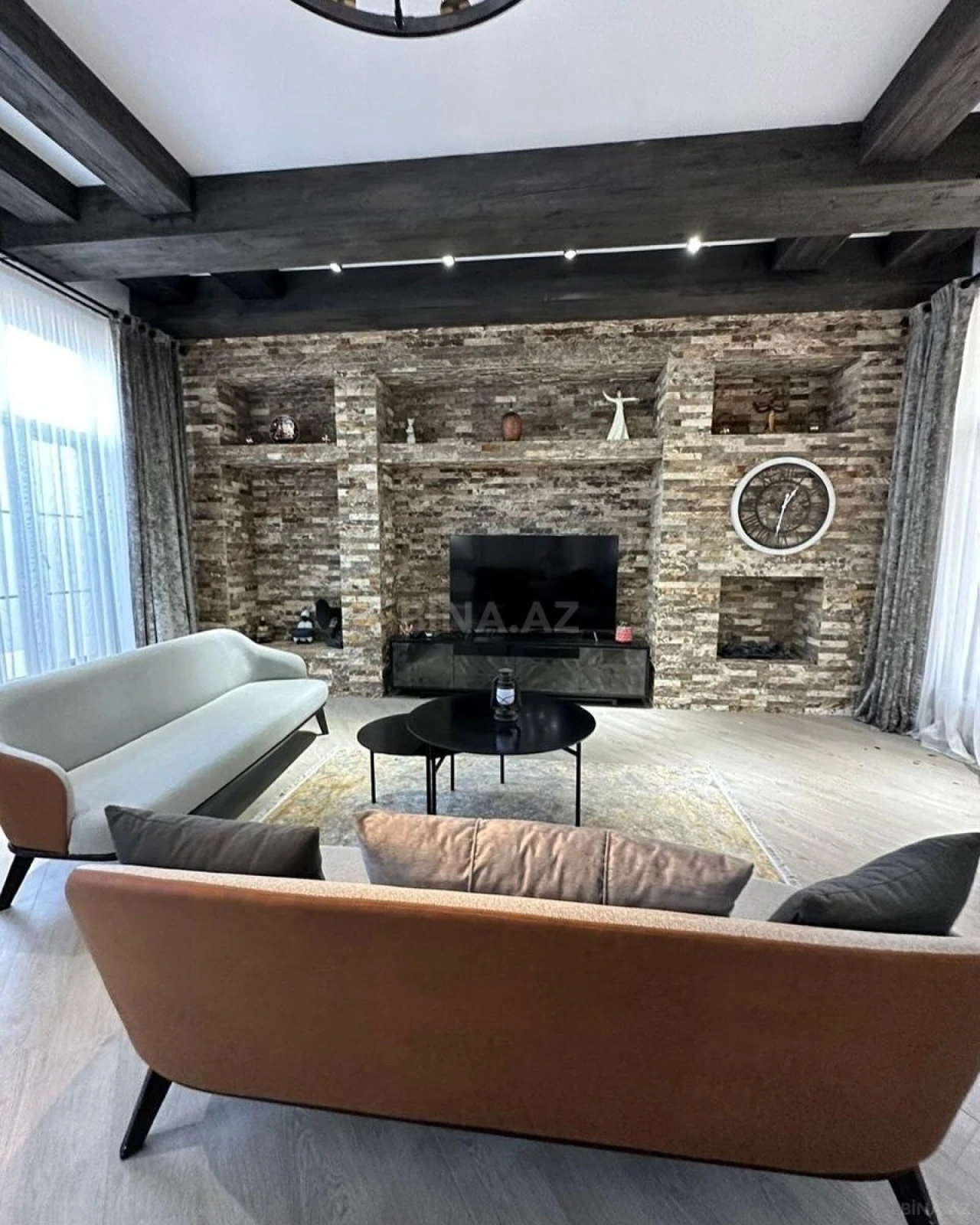 Kirayə verilir 5 otaqlı həyət evi 360 m²