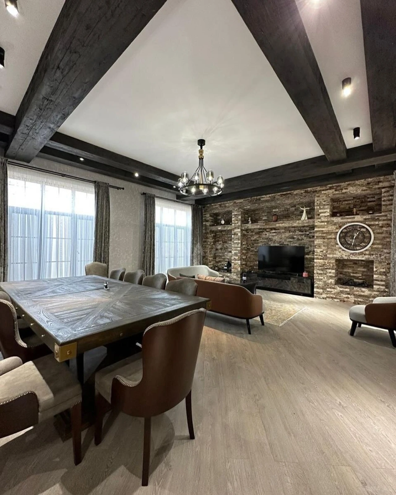 Kirayə verilir 5 otaqlı həyət evi 360 m²