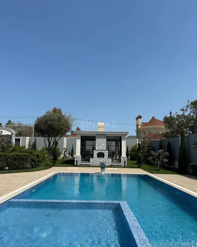 Kirayə verilir 5 otaqlı həyət evi 360 m²