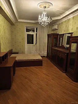 Kirayə verilir 3 otaqlı mənzil 150 m²