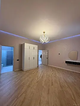 Satılır 4 otaqlı həyət evi 260 m²