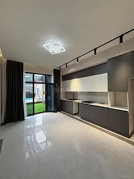 Satılır 4 otaqlı həyət evi 260 m²