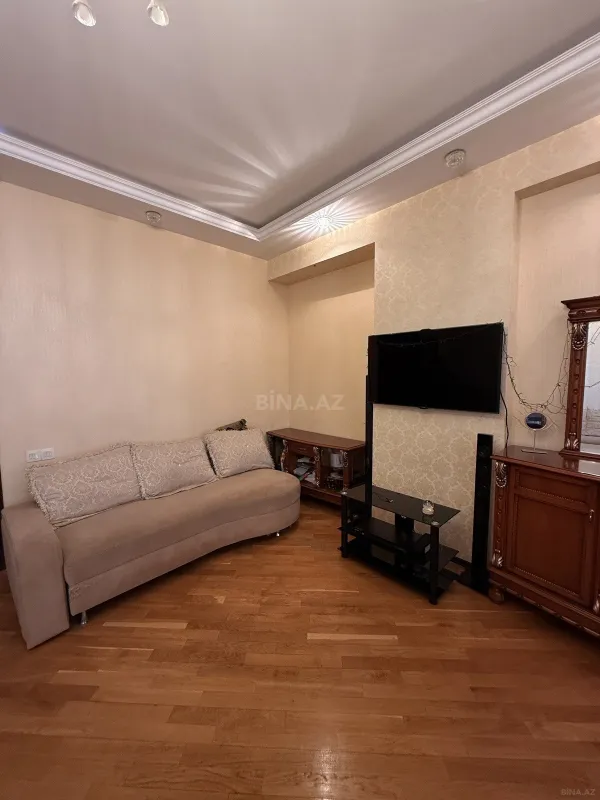 Satılır 2 otaqlı mənzil 80 m²
