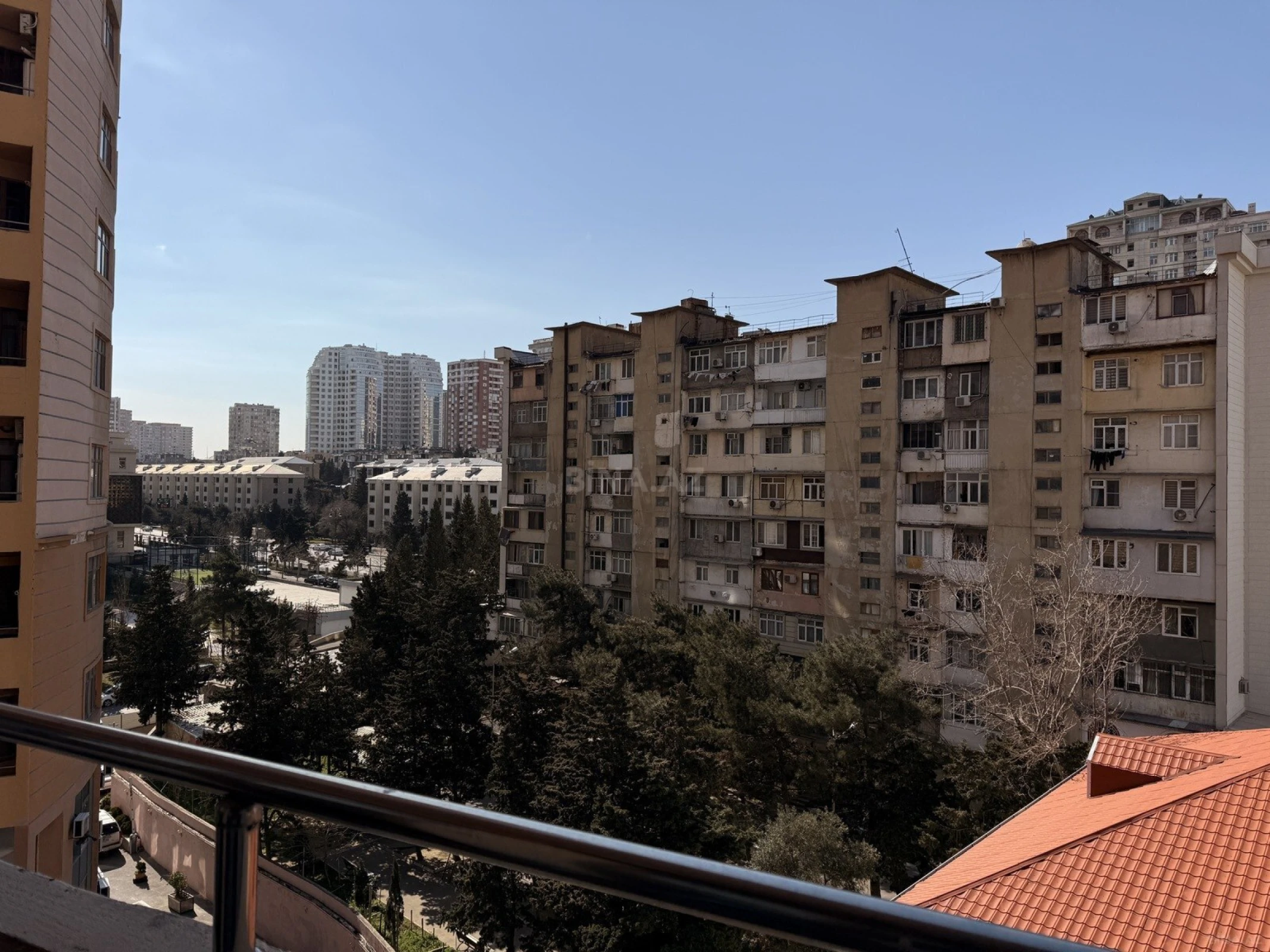 Satılır 2 otaqlı mənzil 80 m²
