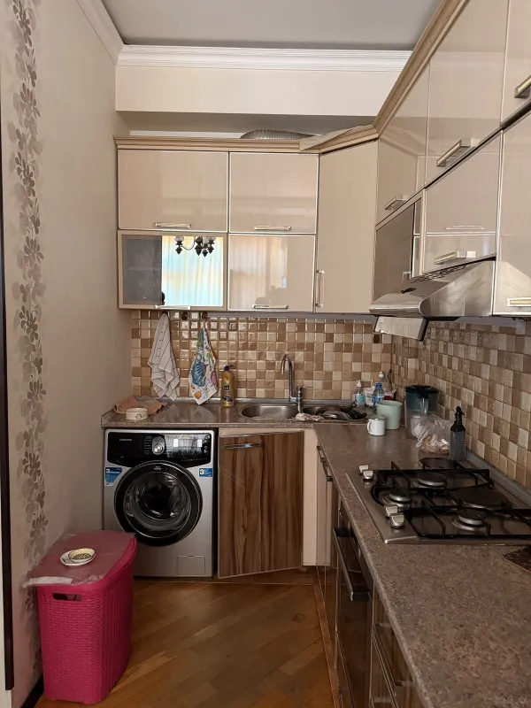 Satılır 2 otaqlı mənzil 80 m²