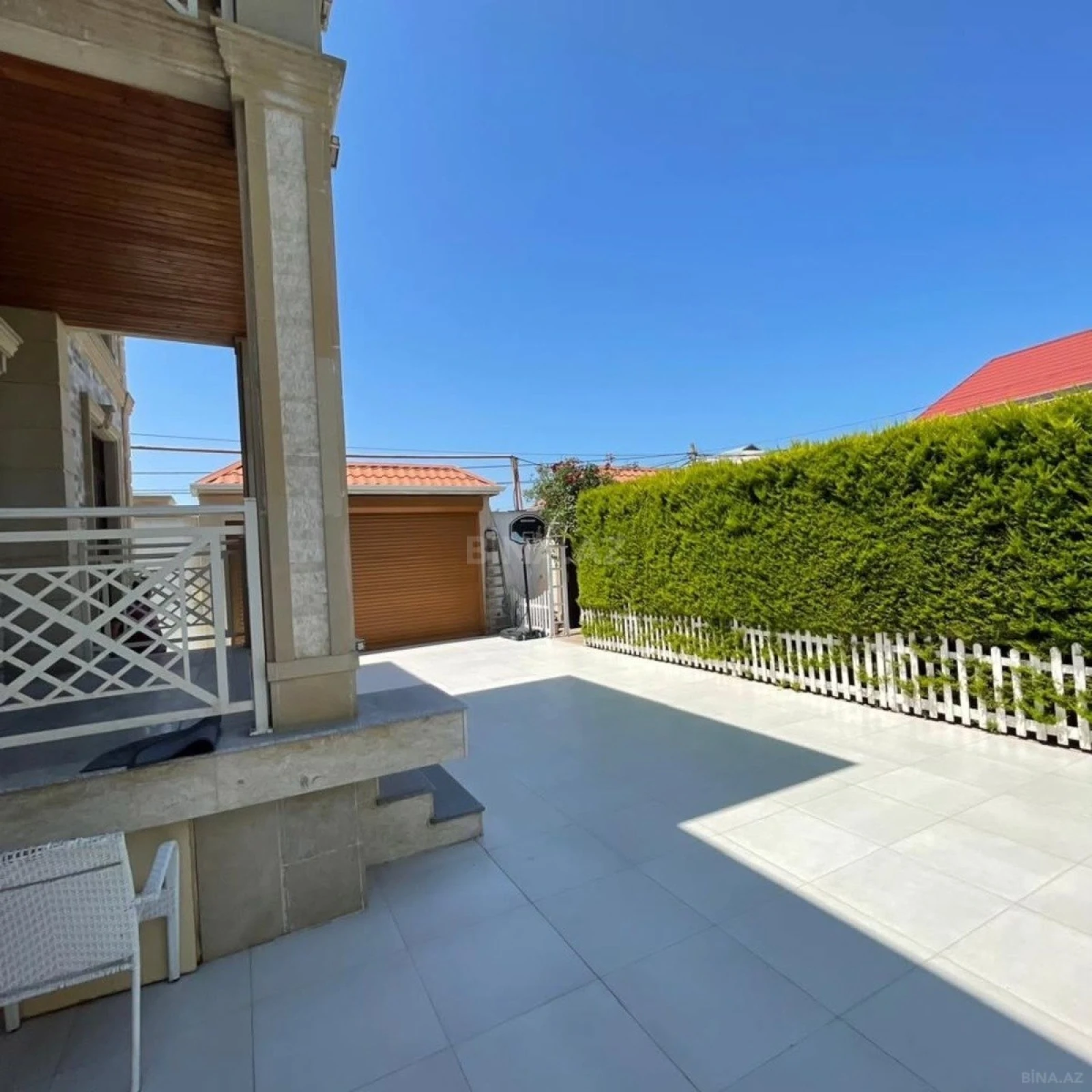 Kirayə verilir 6 otaqlı həyət evi 320 m²