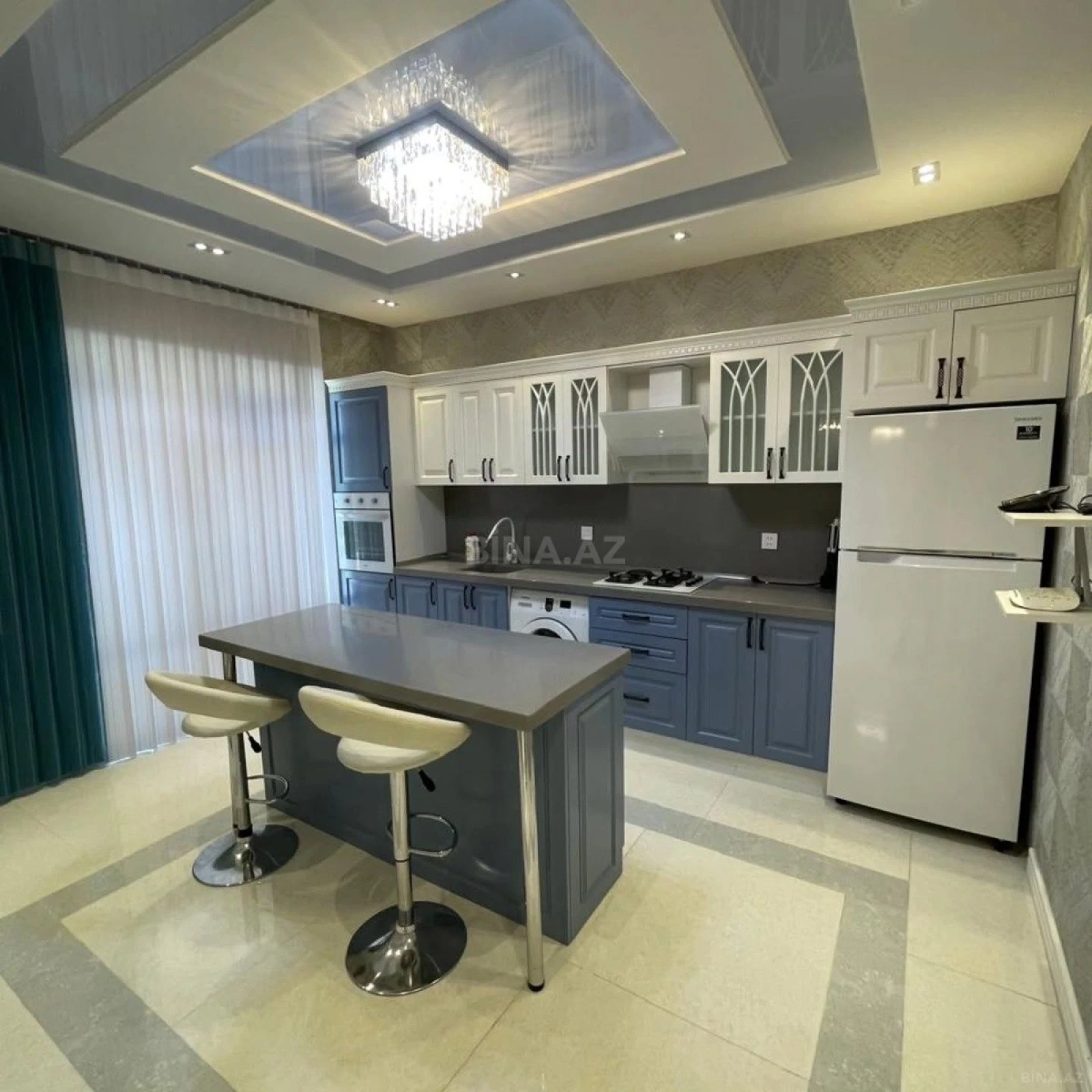 Kirayə verilir 6 otaqlı həyət evi 320 m²