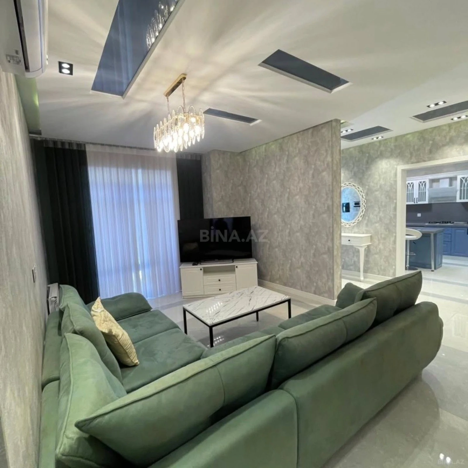 Kirayə verilir 6 otaqlı həyət evi 320 m²
