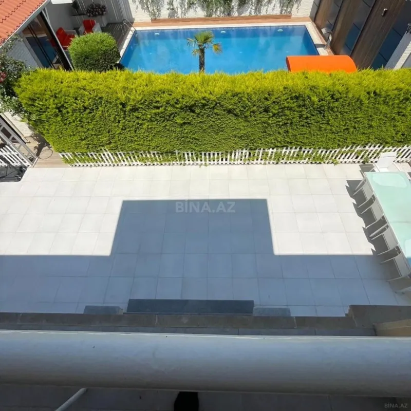 Kirayə verilir 6 otaqlı həyət evi 320 m²