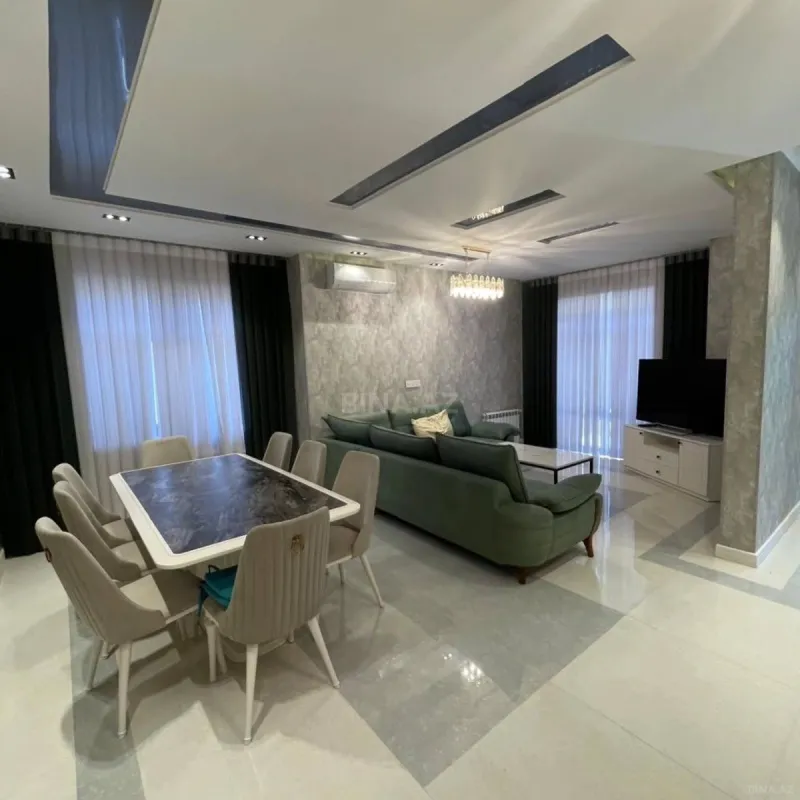 Kirayə verilir 6 otaqlı həyət evi 320 m²