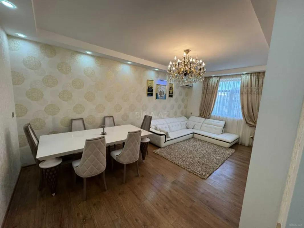 Satılır 5 otaqlı mənzil 147 m²