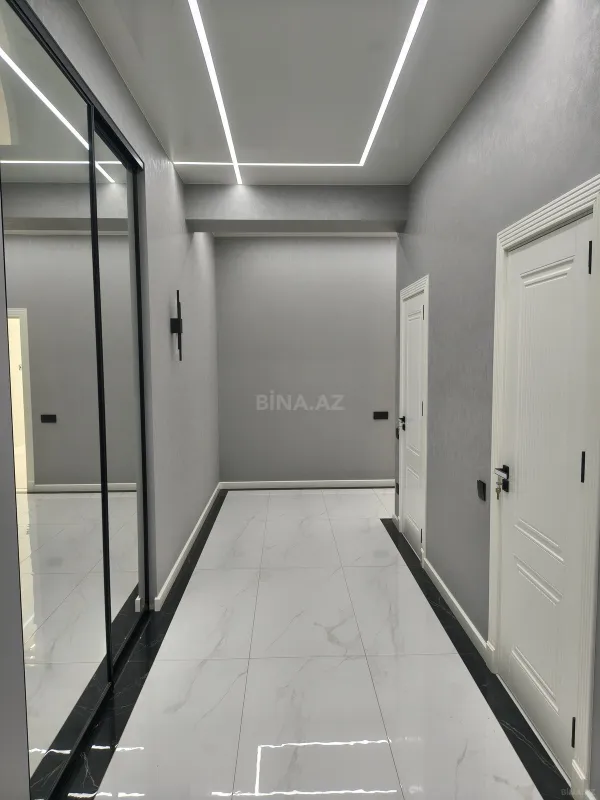 Satılır 3 otaqlı mənzil 118 m²
