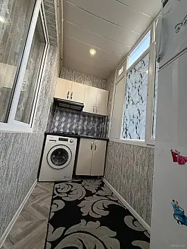 Satılır 2 otaqlı mənzil 42 m² — Bakı, Memar Əcəmi yanı 2 otaq 42.00 m²