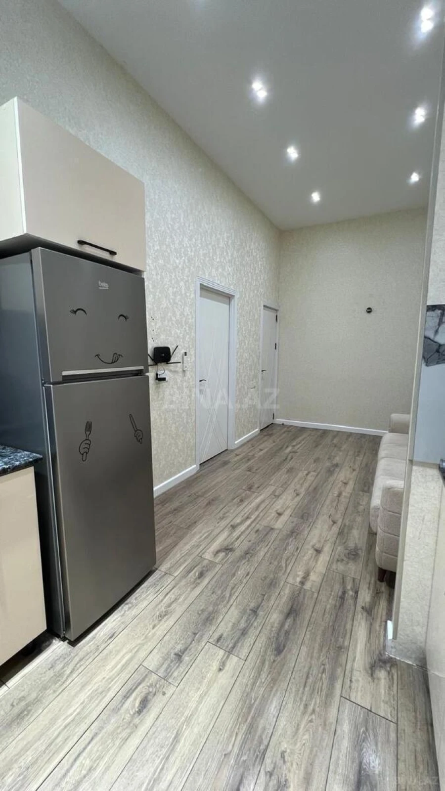 Kirayə verilir 2 otaqlı mənzil 60 m²