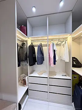 Kirayə verilir 2 otaqlı mənzil 96 m²