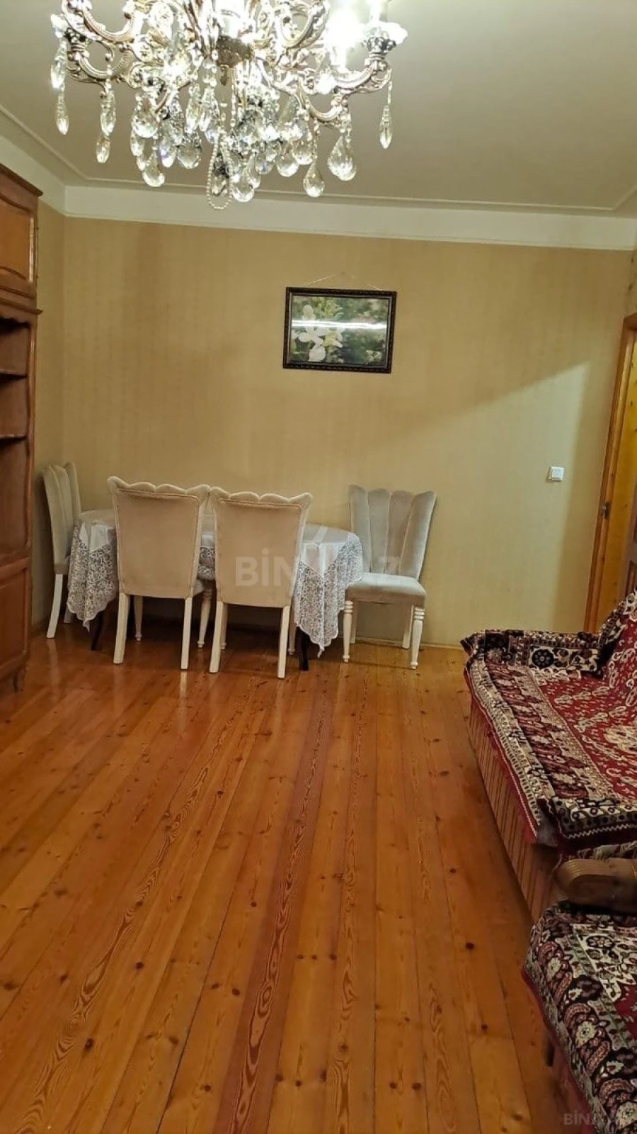 Kirayə verilir 2 otaqlı mənzil 60 m²