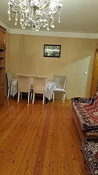 Kirayə verilir 2 otaqlı mənzil 60 m²