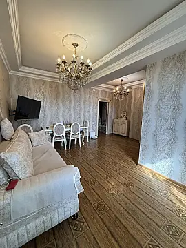 Satılır 2 otaqlı mənzil 55 m²