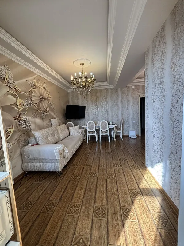 Satılır 2 otaqlı mənzil 55 m²