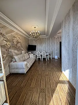Satılır 2 otaqlı mənzil 55 m²