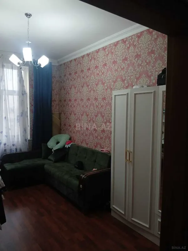 Satılır 3 otaqlı mənzil 105 m²