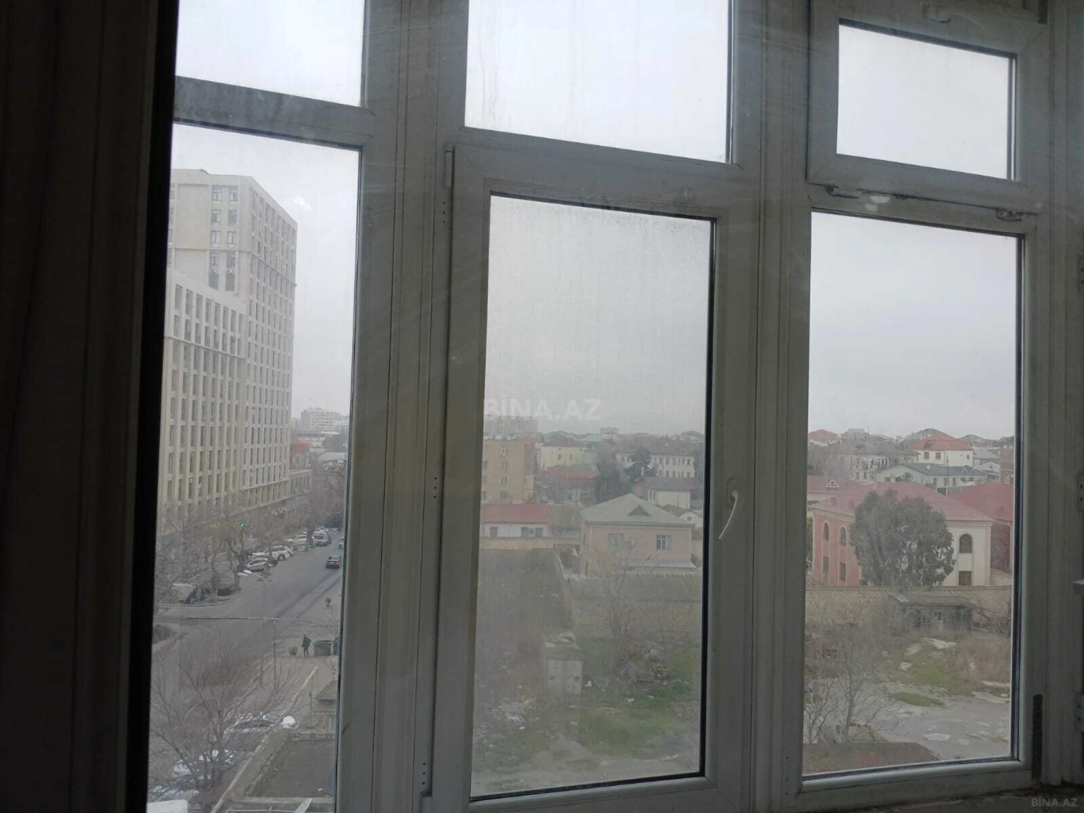 Satılır 3 otaqlı mənzil 105 m²