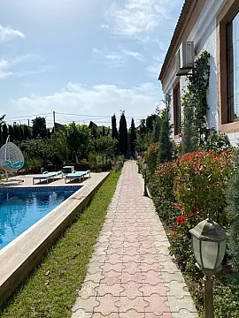 Kirayə verilir 5 otaqlı həyət evi 360 m² — Bakı, Mərdəkan 5 otaq 360.00 m²