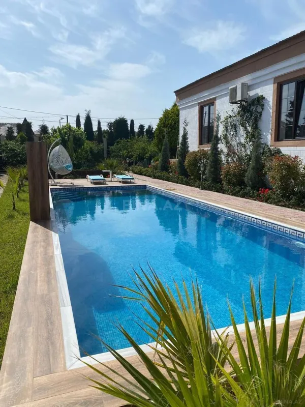 Kirayə verilir 5 otaqlı həyət evi 360 m²