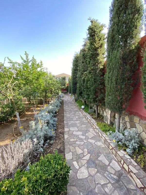 Kirayə verilir 5 otaqlı həyət evi 360 m²