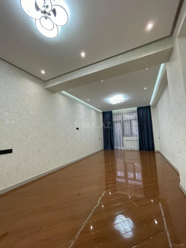 Satılır 3 otaqlı mənzil 150 m²