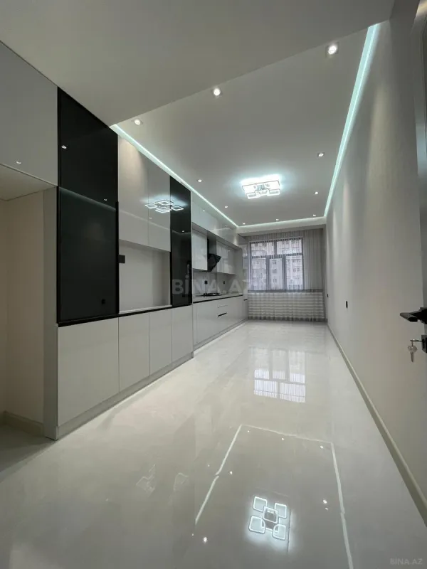 Satılır 3 otaqlı mənzil 150 m²