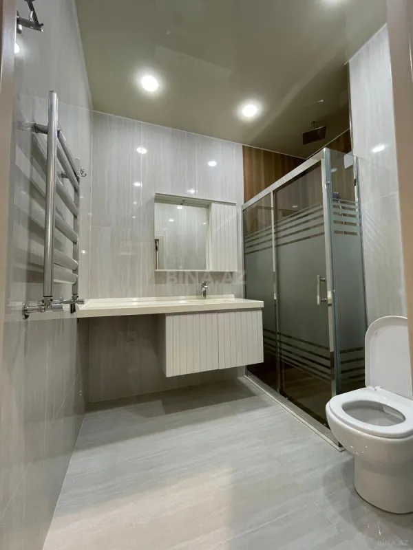 Satılır 3 otaqlı mənzil 150 m²