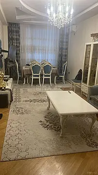 Satılır 3 otaqlı mənzil 120 m² — Bakı, 7-ci mikrorayon 3 otaq 120.00 m²