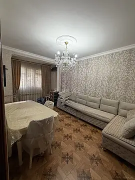 Satılır 2 otaqlı mənzil 45 m²