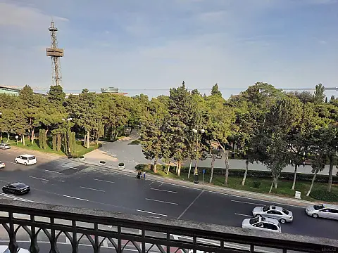 Kirayə verilir 1 otaqlı mənzil 50 m²