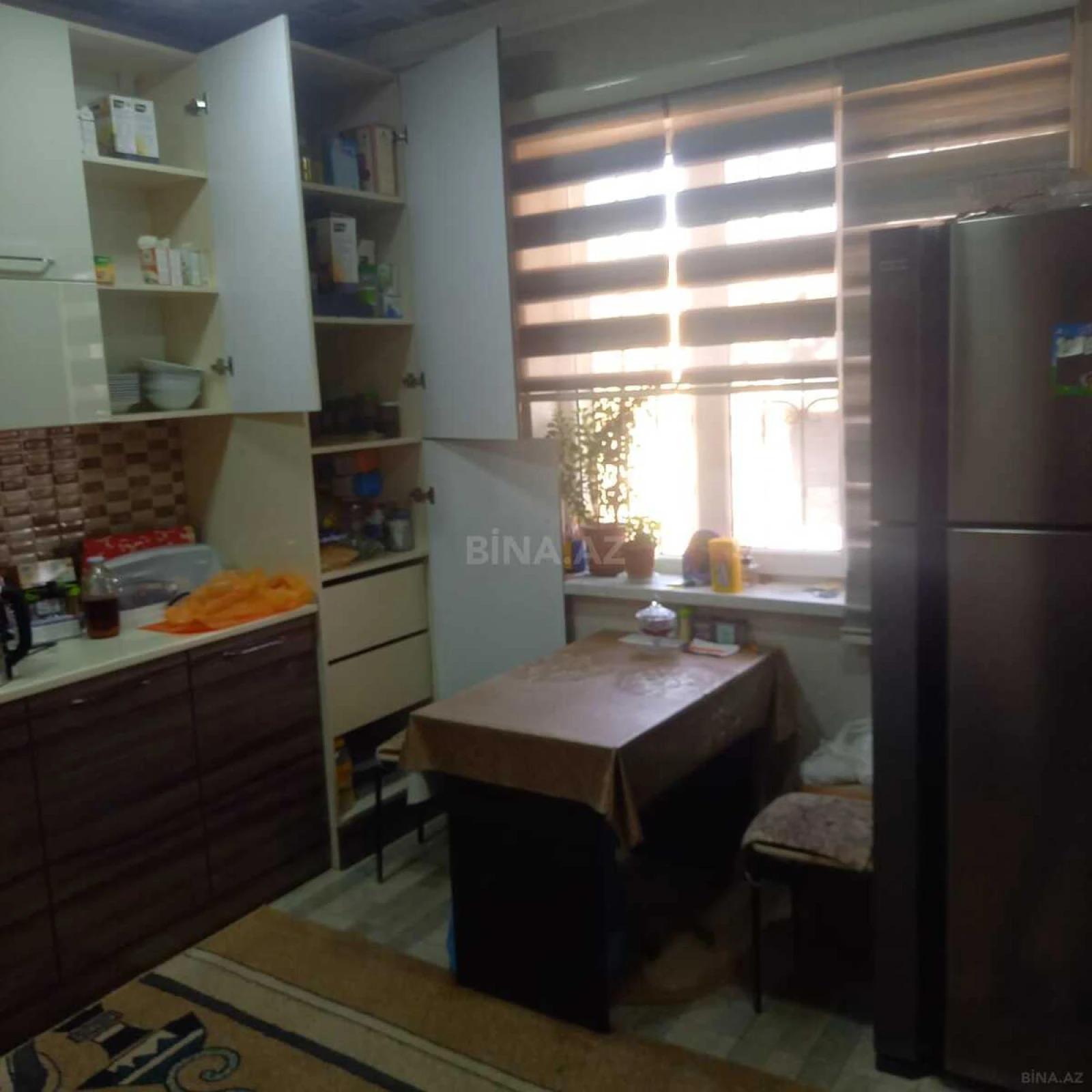 Satılır 6 otaqlı həyət evi 465 m²
