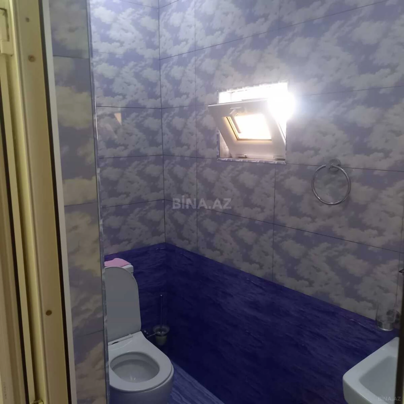 Satılır 6 otaqlı həyət evi 465 m²