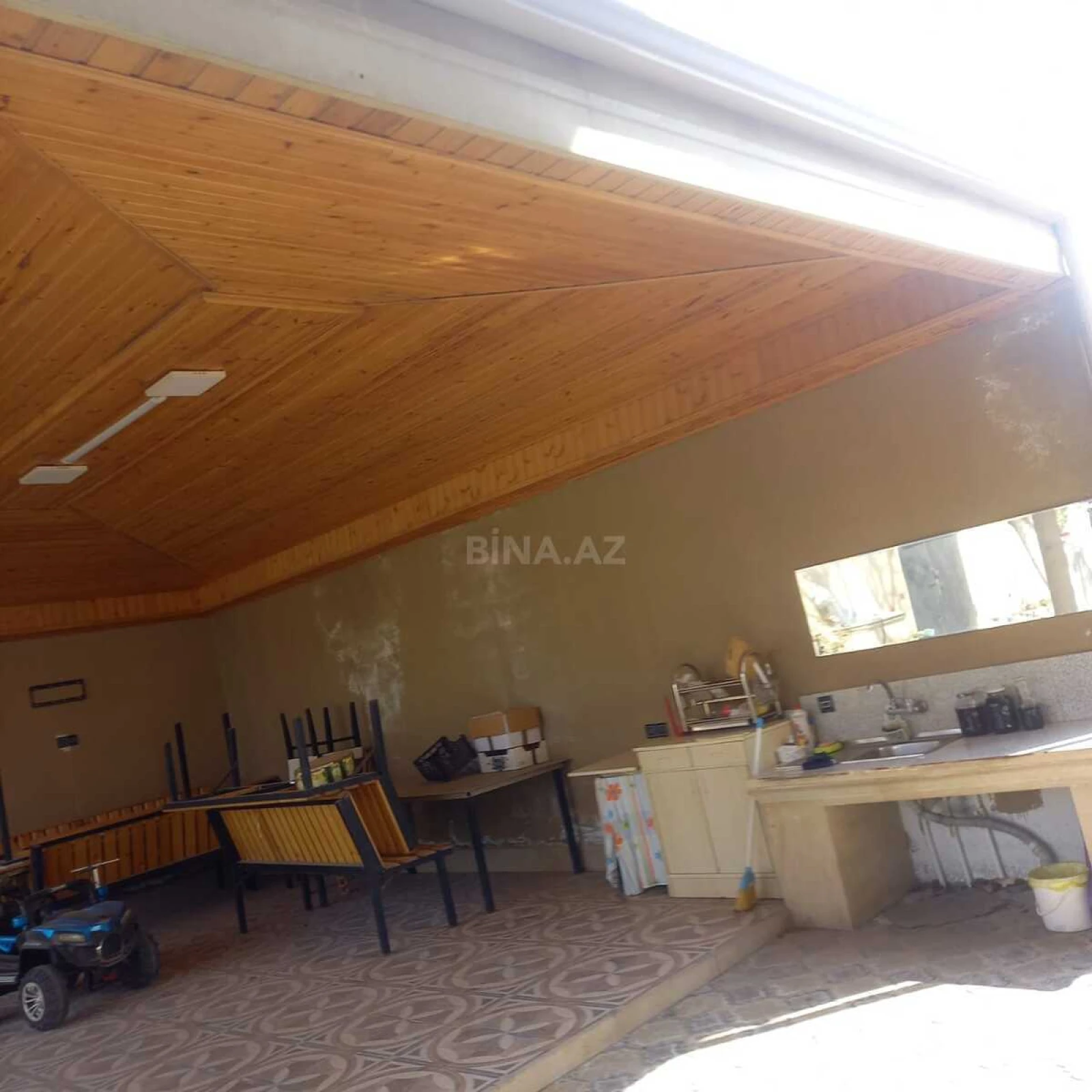 Satılır 6 otaqlı həyət evi 465 m²