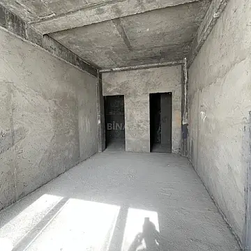 Satılır 3 otaqlı mənzil 140 m²