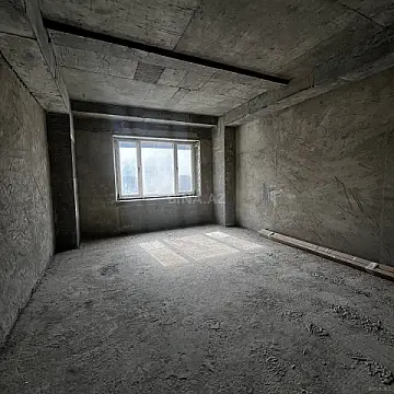 Satılır 3 otaqlı mənzil 140 m²