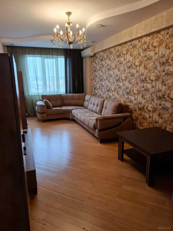 Kirayə verilir 2 otaqlı mənzil 65 m²
