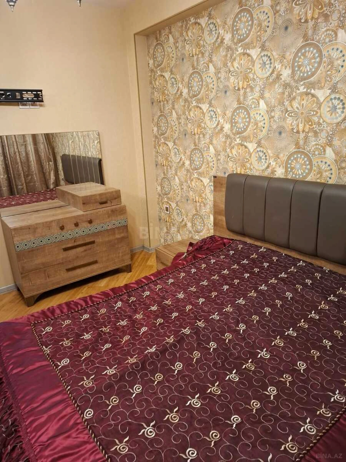 Kirayə verilir 2 otaqlı mənzil 65 m²