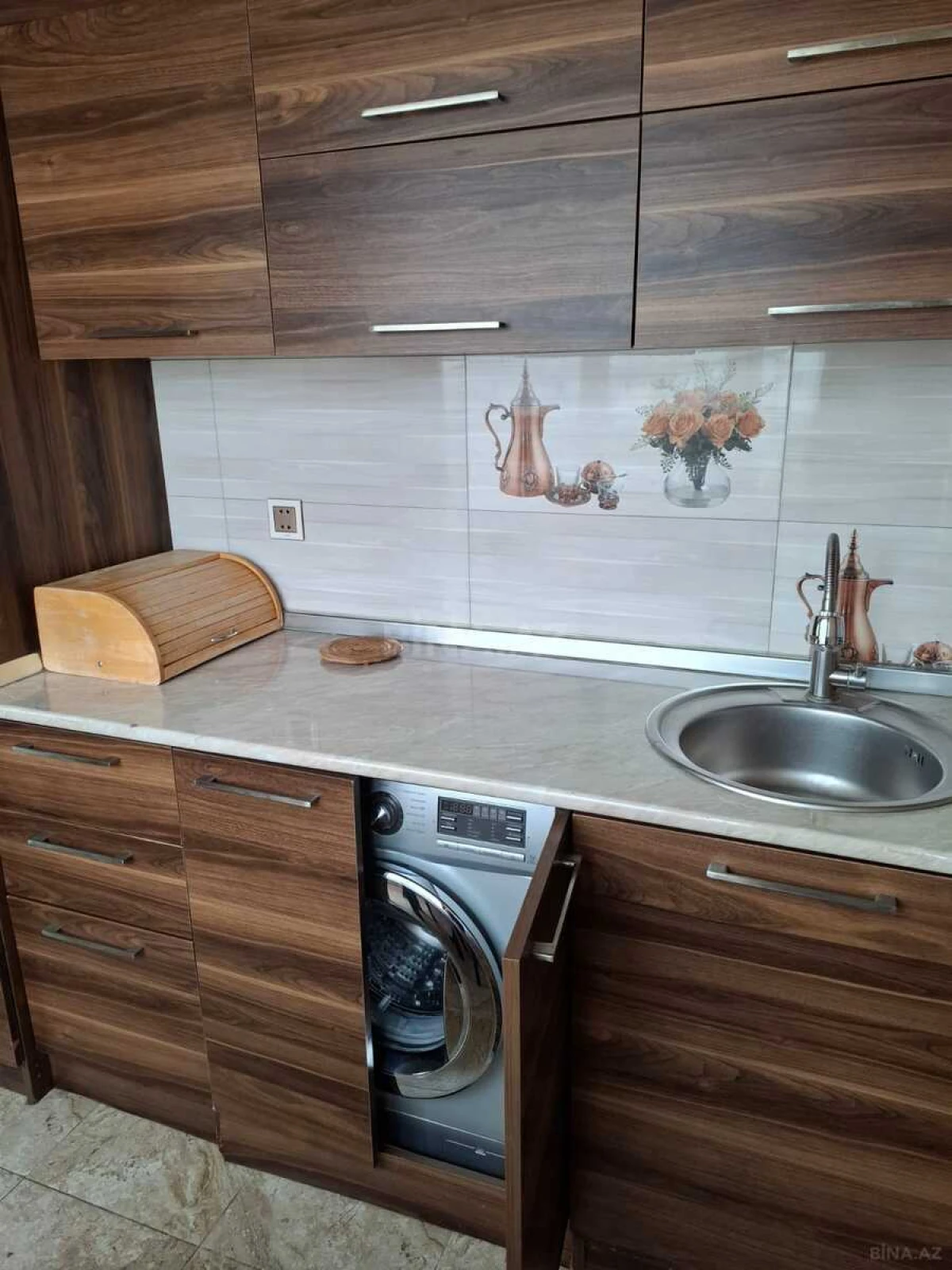 Kirayə verilir 2 otaqlı mənzil 65 m²