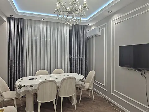 Satılır 2 otaqlı mənzil 63 m²