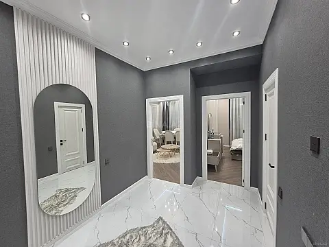 Satılır 2 otaqlı mənzil 63 m²