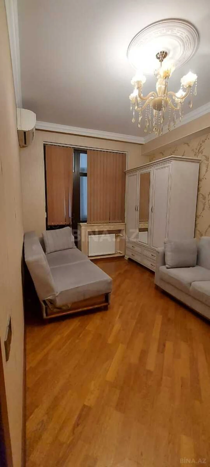 Satılır 2 otaqlı mənzil 55 m²