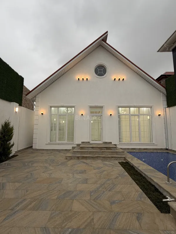 Satılır 4 otaqlı həyət evi 130 m²