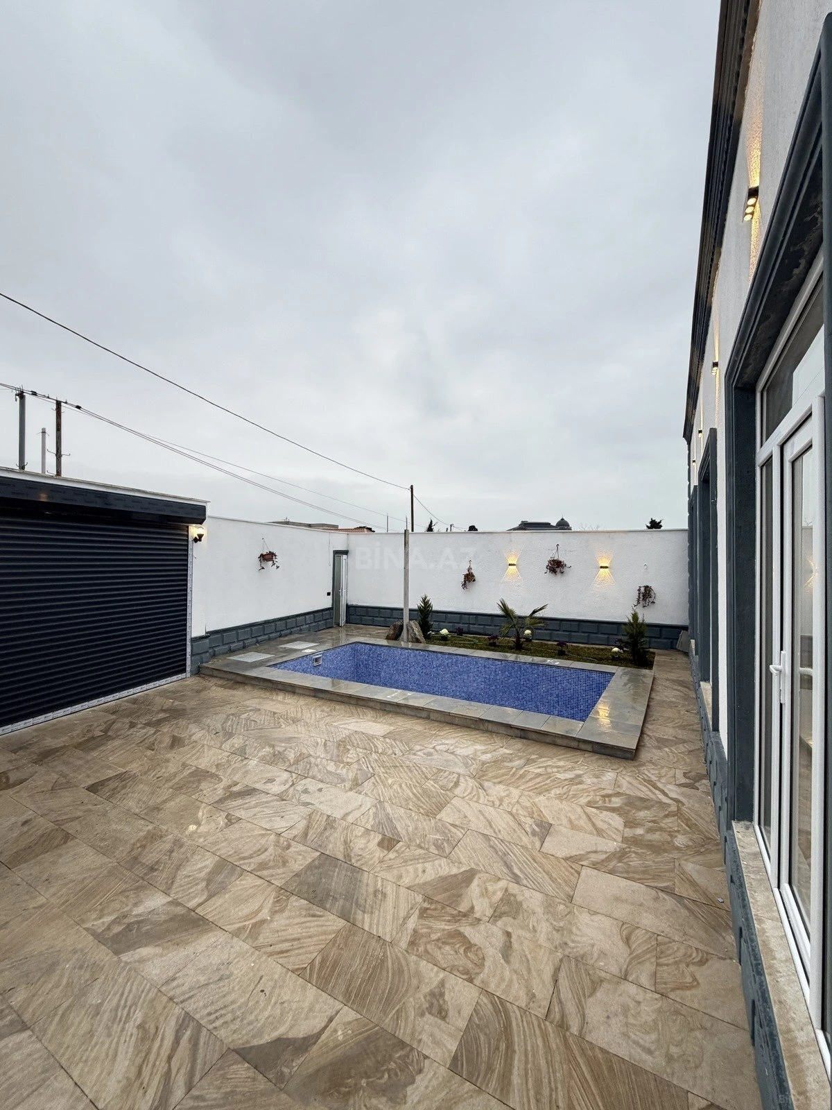 Satılır 4 otaqlı həyət evi 110 m²