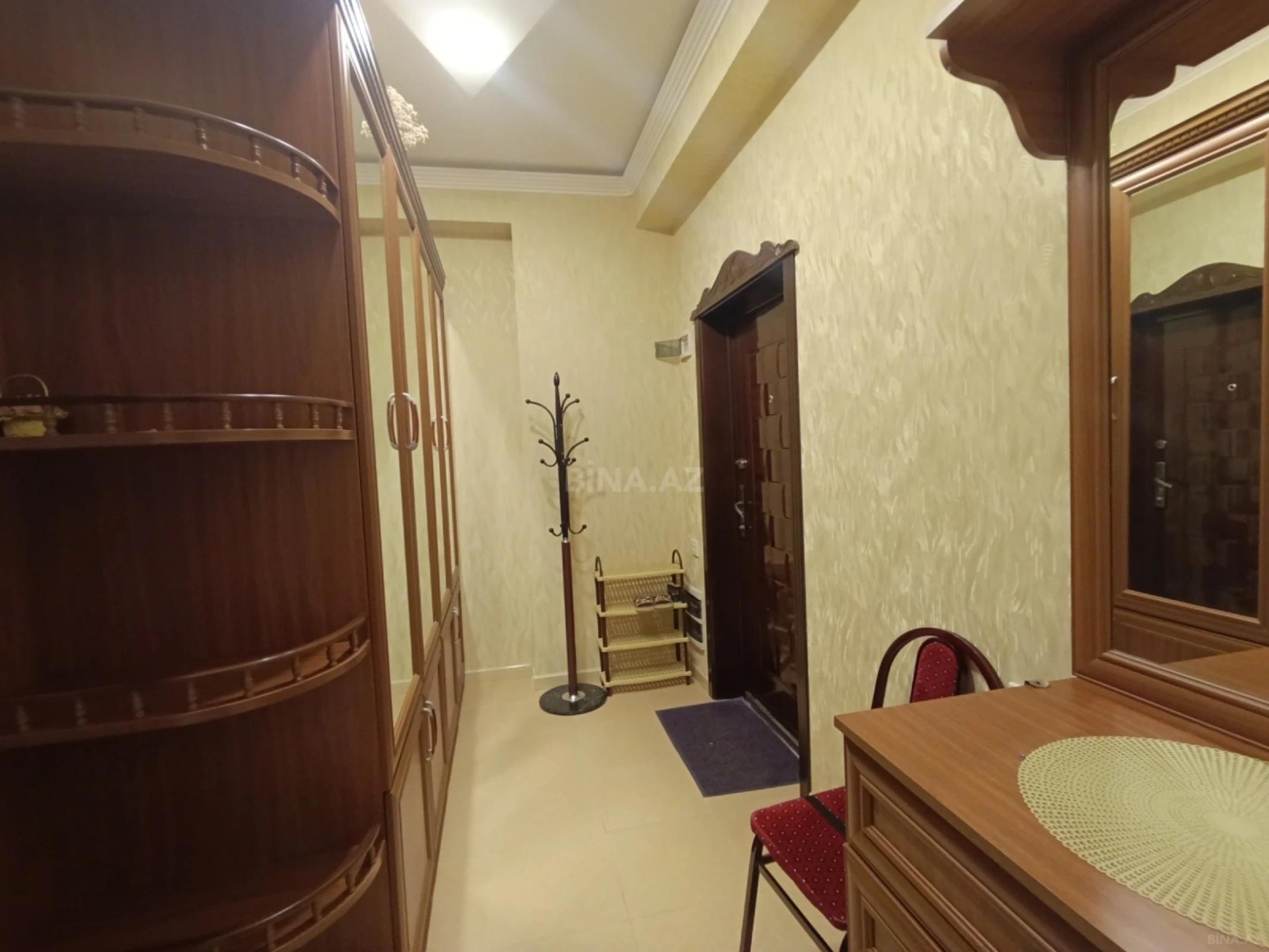 Satılır 2 otaqlı mənzil 60 m²