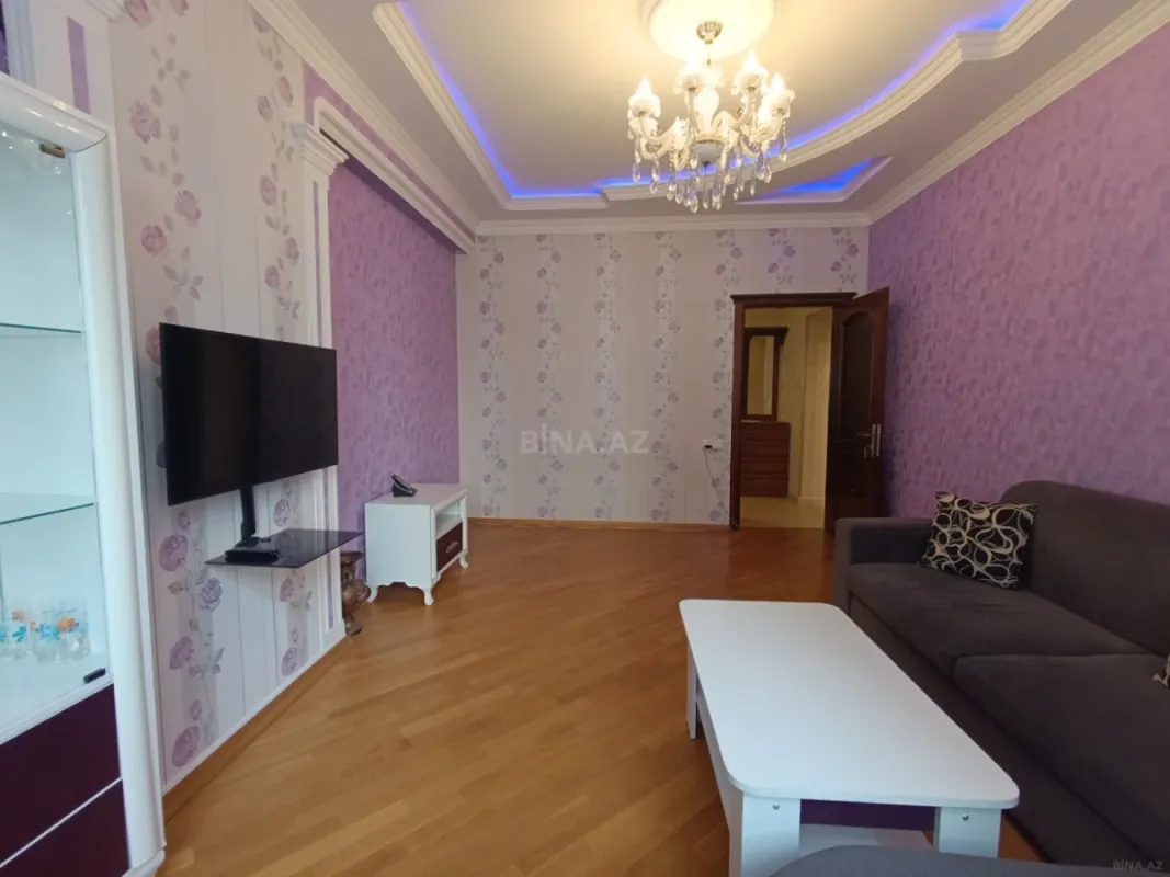 Satılır 2 otaqlı mənzil 60 m²